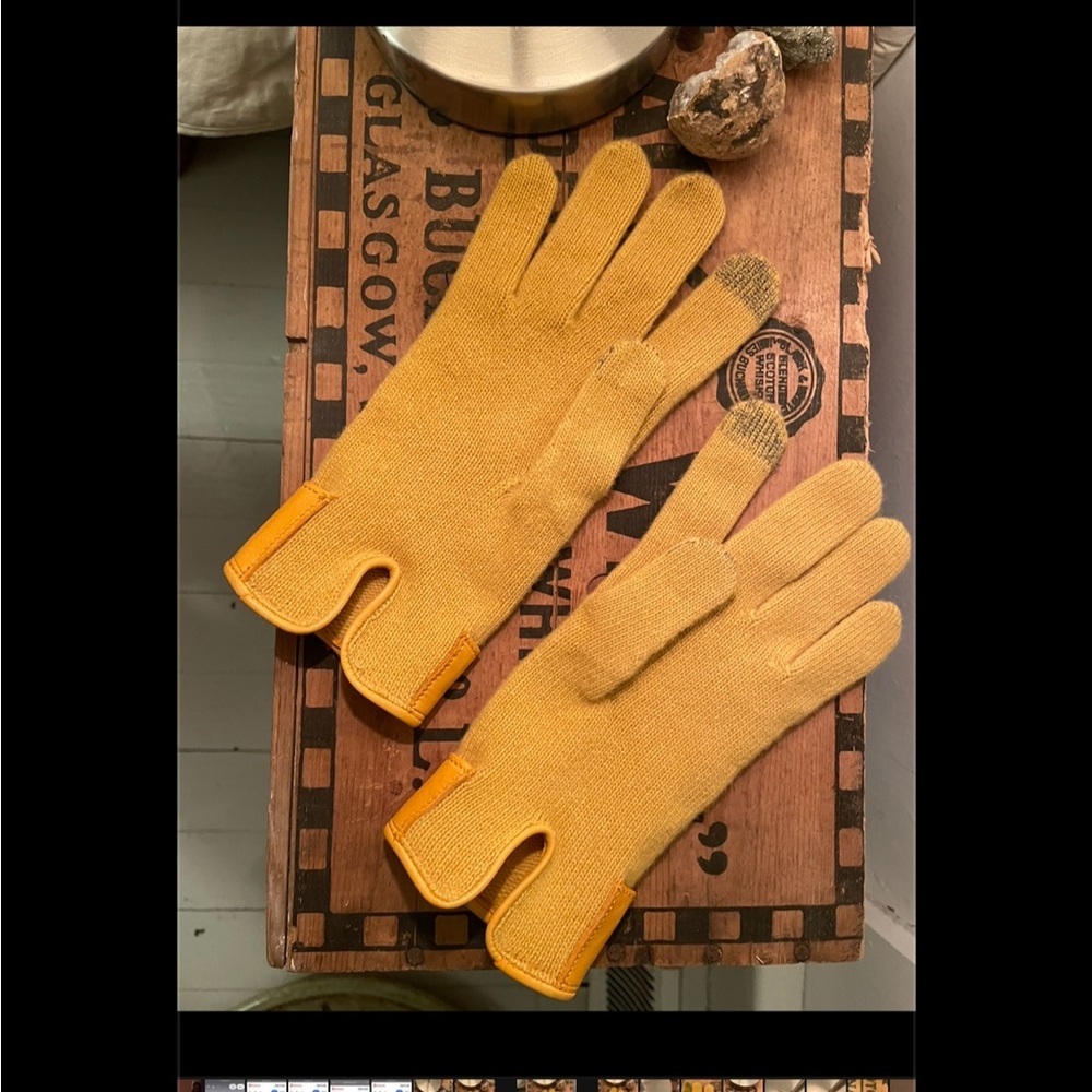 Santacana Marino wool/cashmere blend gloves